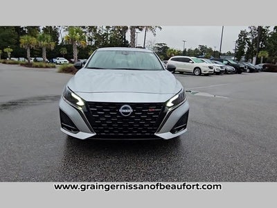 2025 Nissan Altima SR