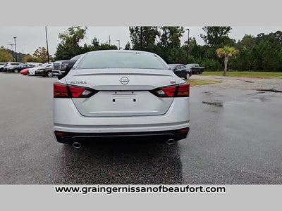 2025 Nissan Altima SR