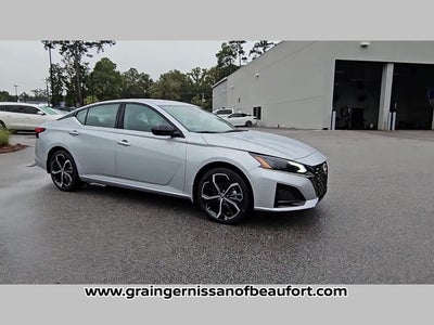 2025 Nissan Altima SR