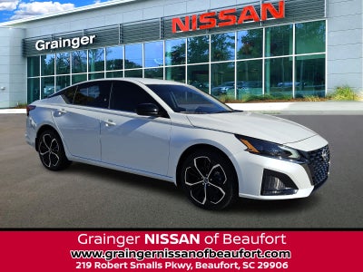 2025 Nissan Altima SR