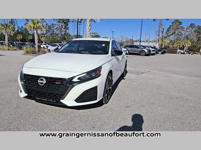 2025 Nissan Altima SR