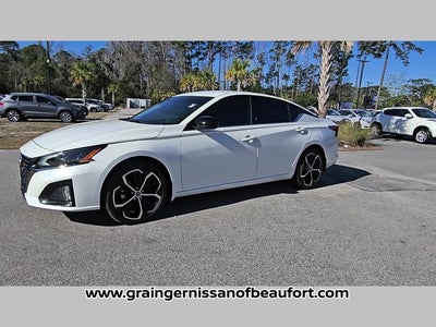 2025 Nissan Altima SR