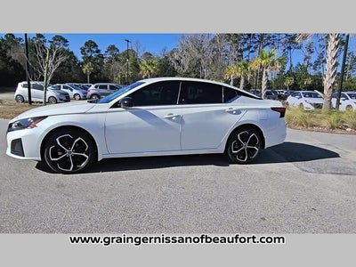 2025 Nissan Altima SR