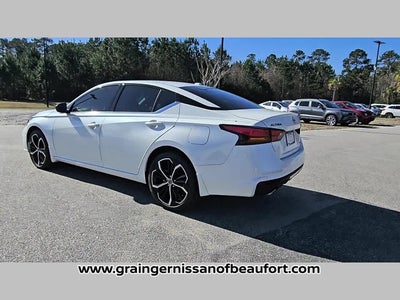 2025 Nissan Altima SR