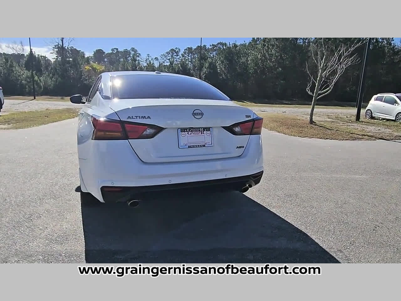 2025 Nissan Altima SR