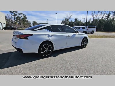 2025 Nissan Altima SR