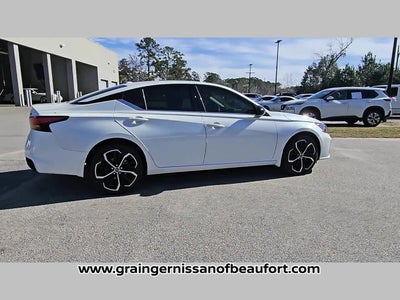 2025 Nissan Altima SR