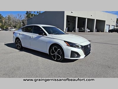 2025 Nissan Altima SR