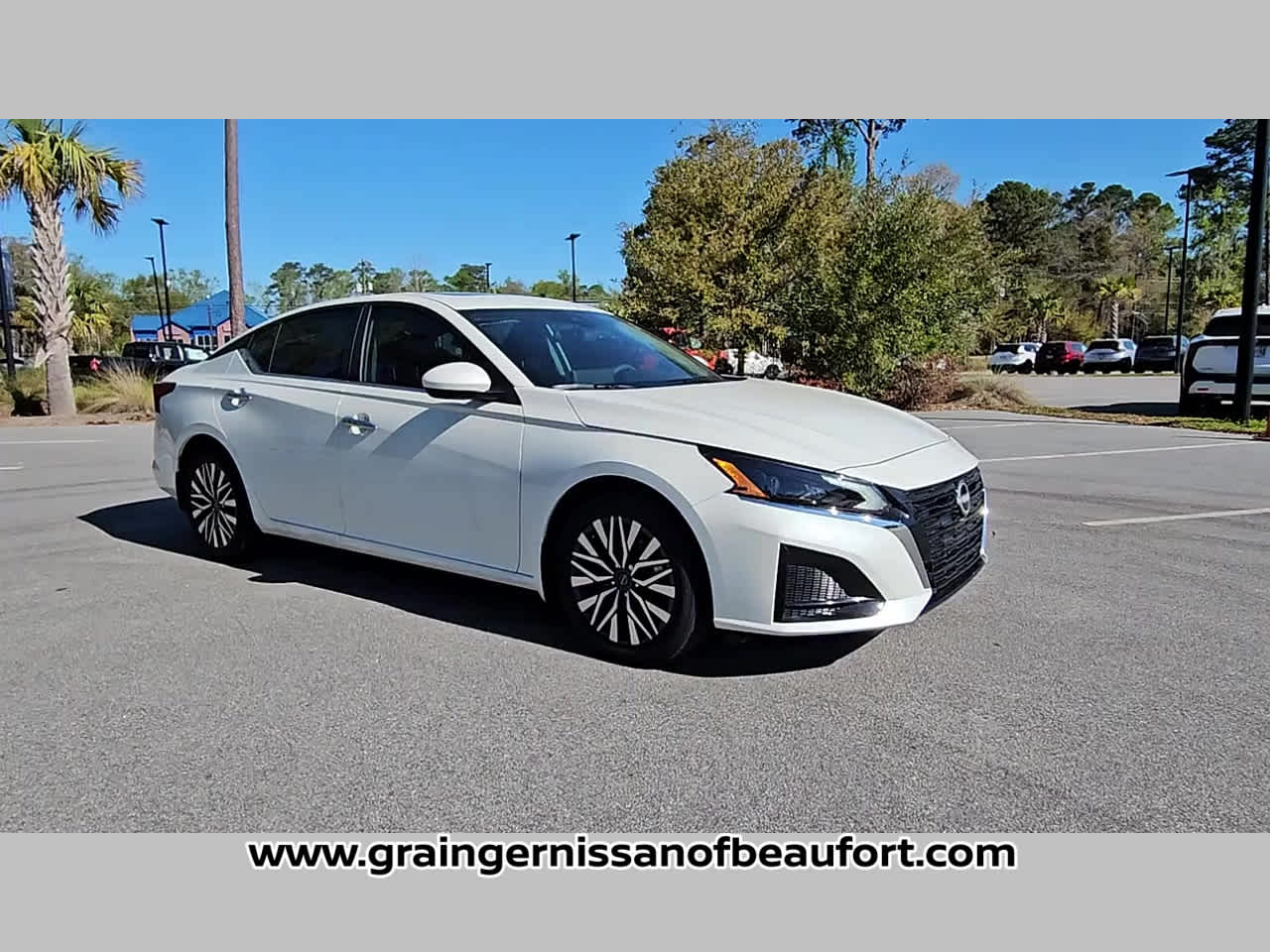 2025 Nissan Altima SV