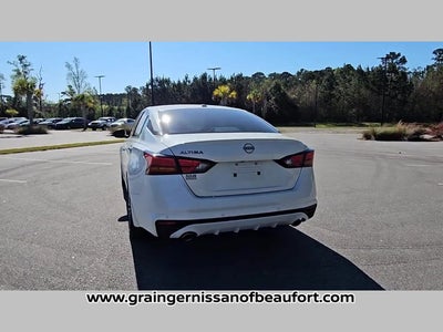 2025 Nissan Altima SV