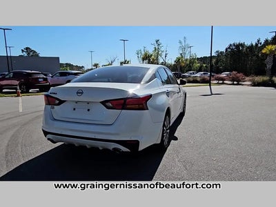 2025 Nissan Altima SV