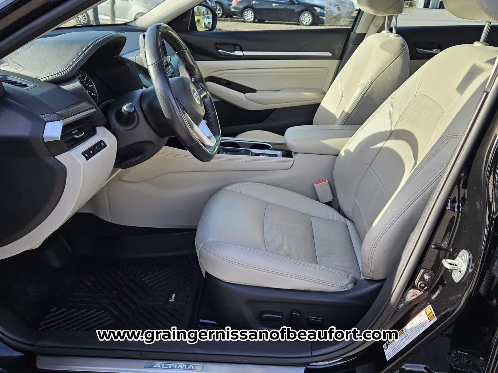 2022 Nissan Altima 2.5 SL