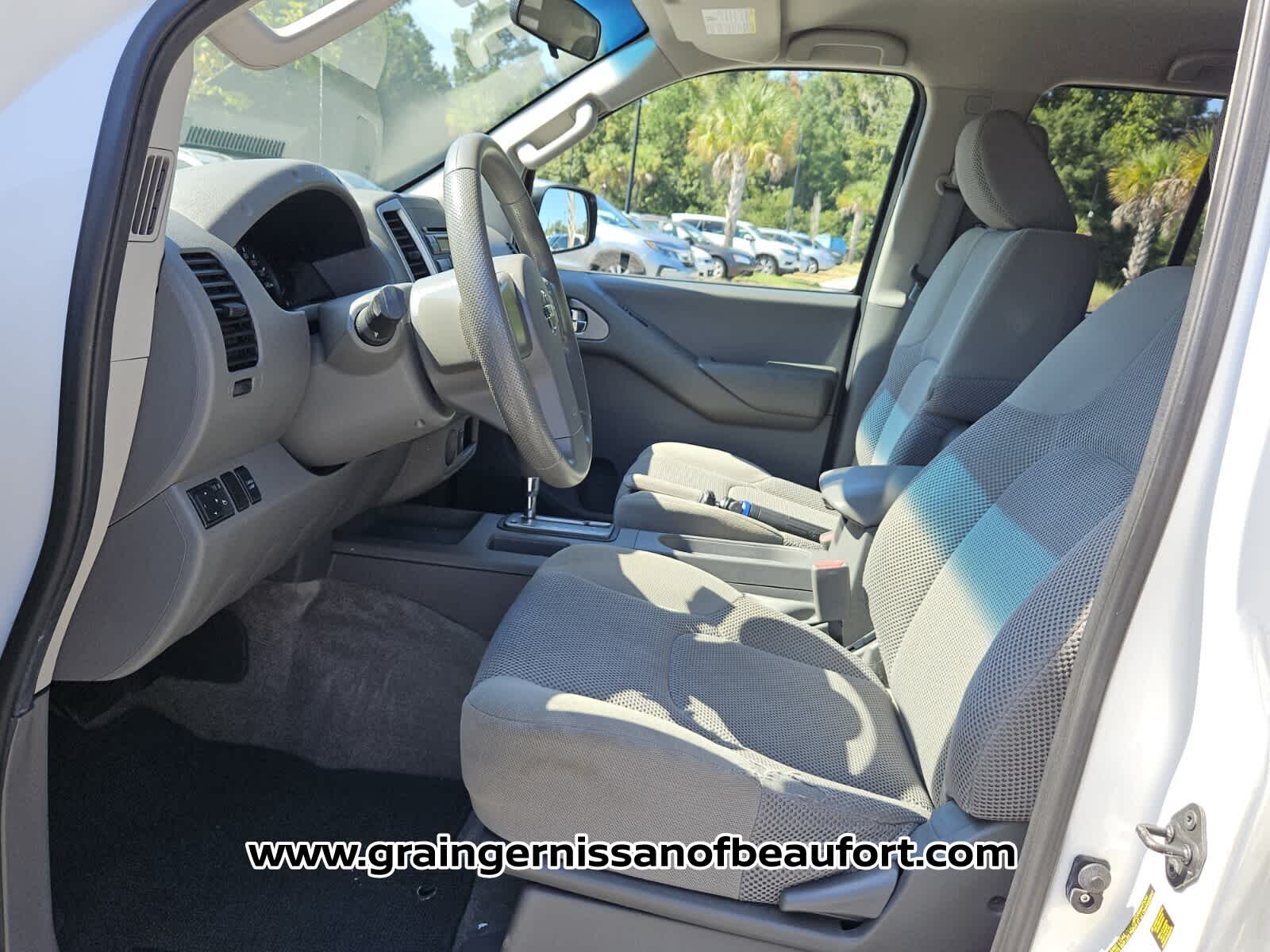 2012 Nissan Frontier SV