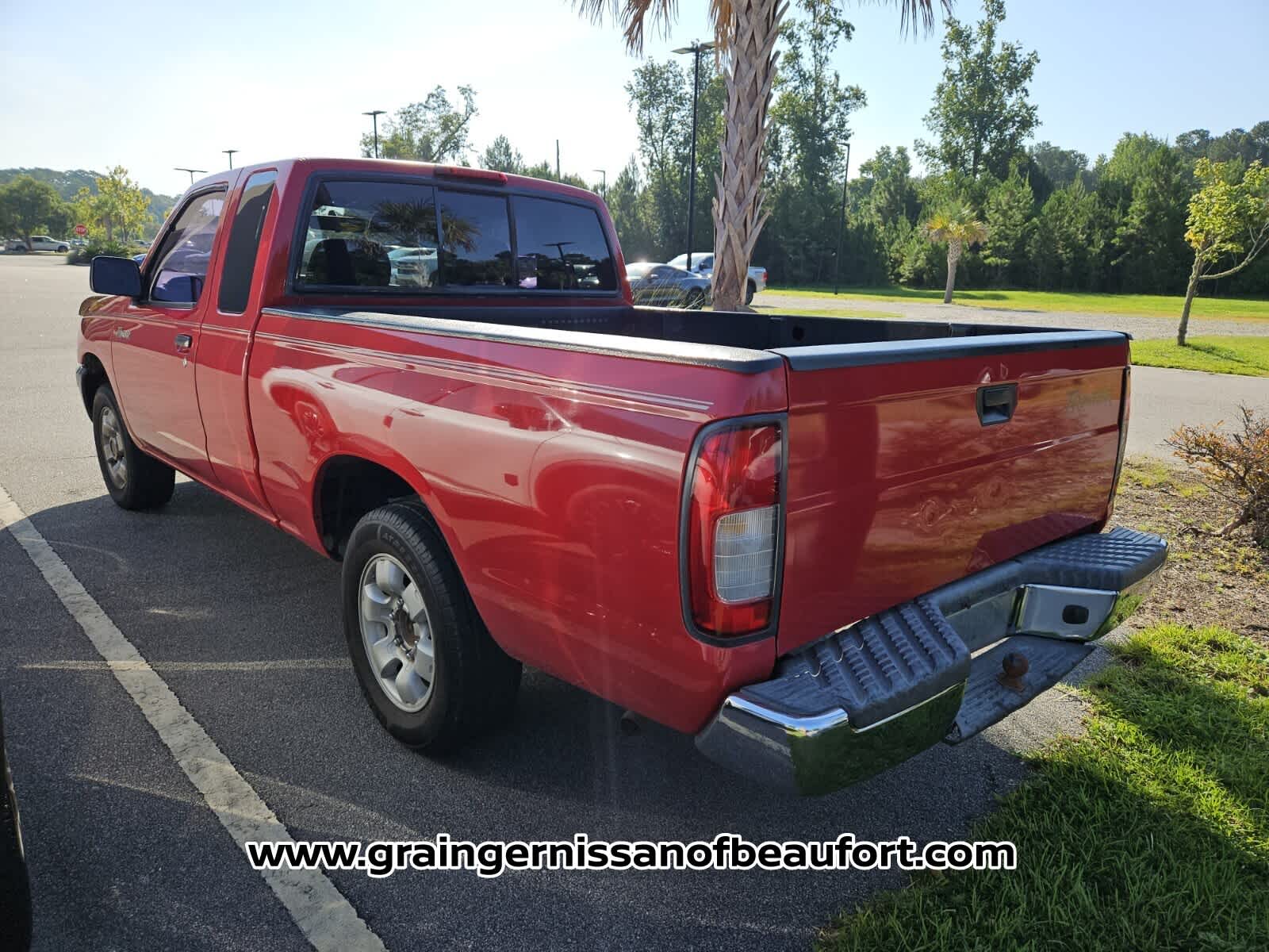 1999 Nissan Frontier SE