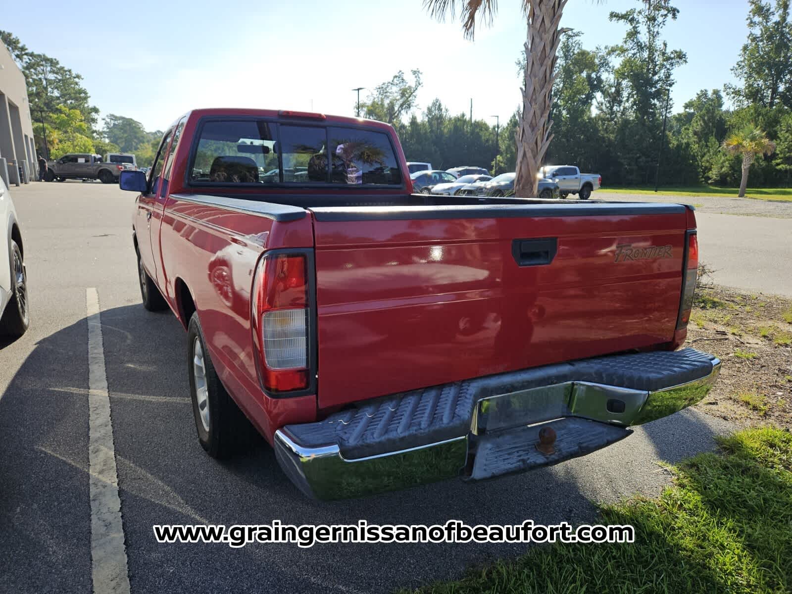 1999 Nissan Frontier SE