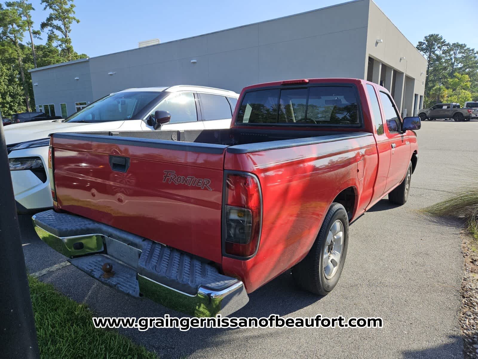 1999 Nissan Frontier SE