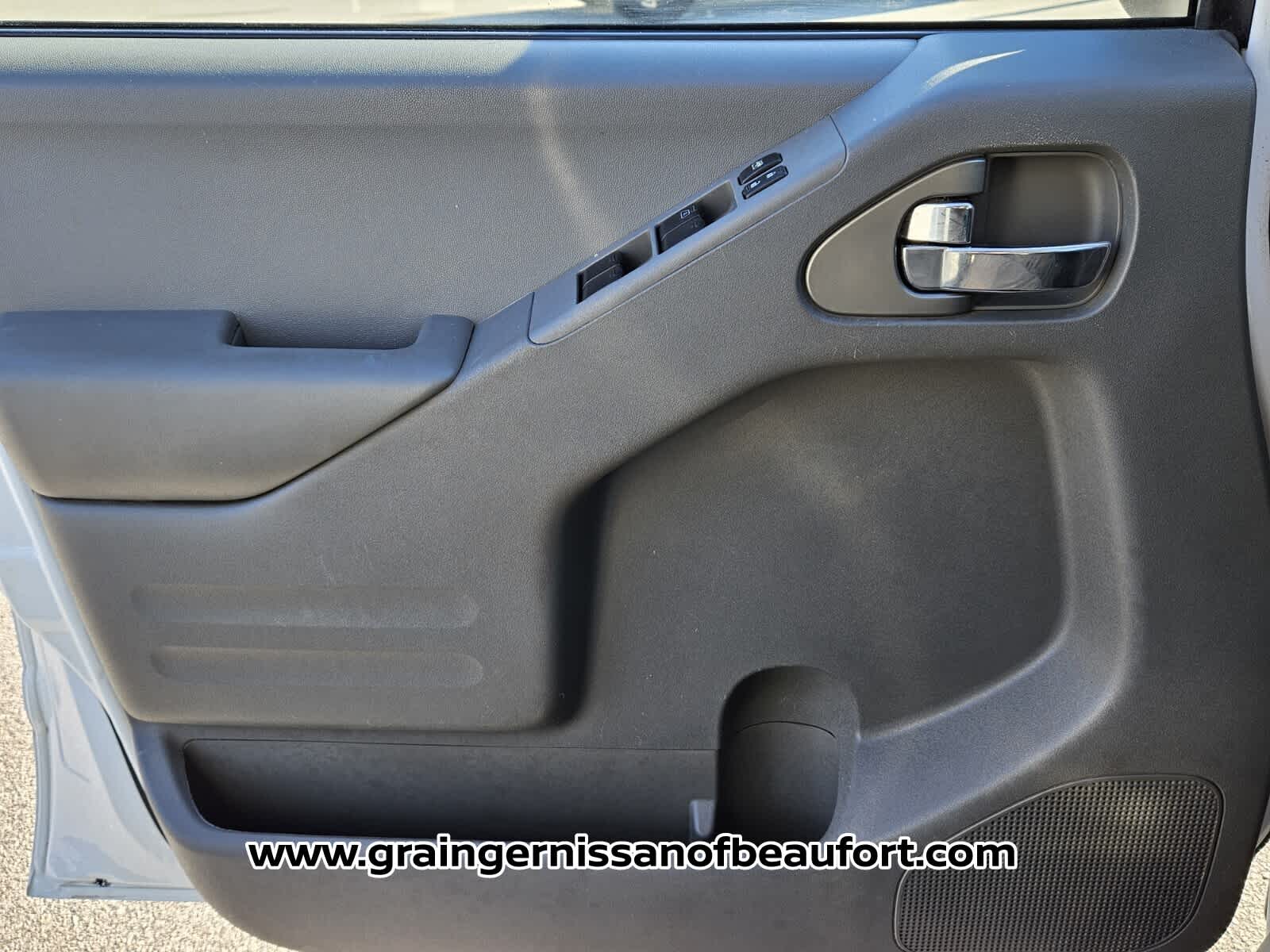 2020 Nissan Frontier SV