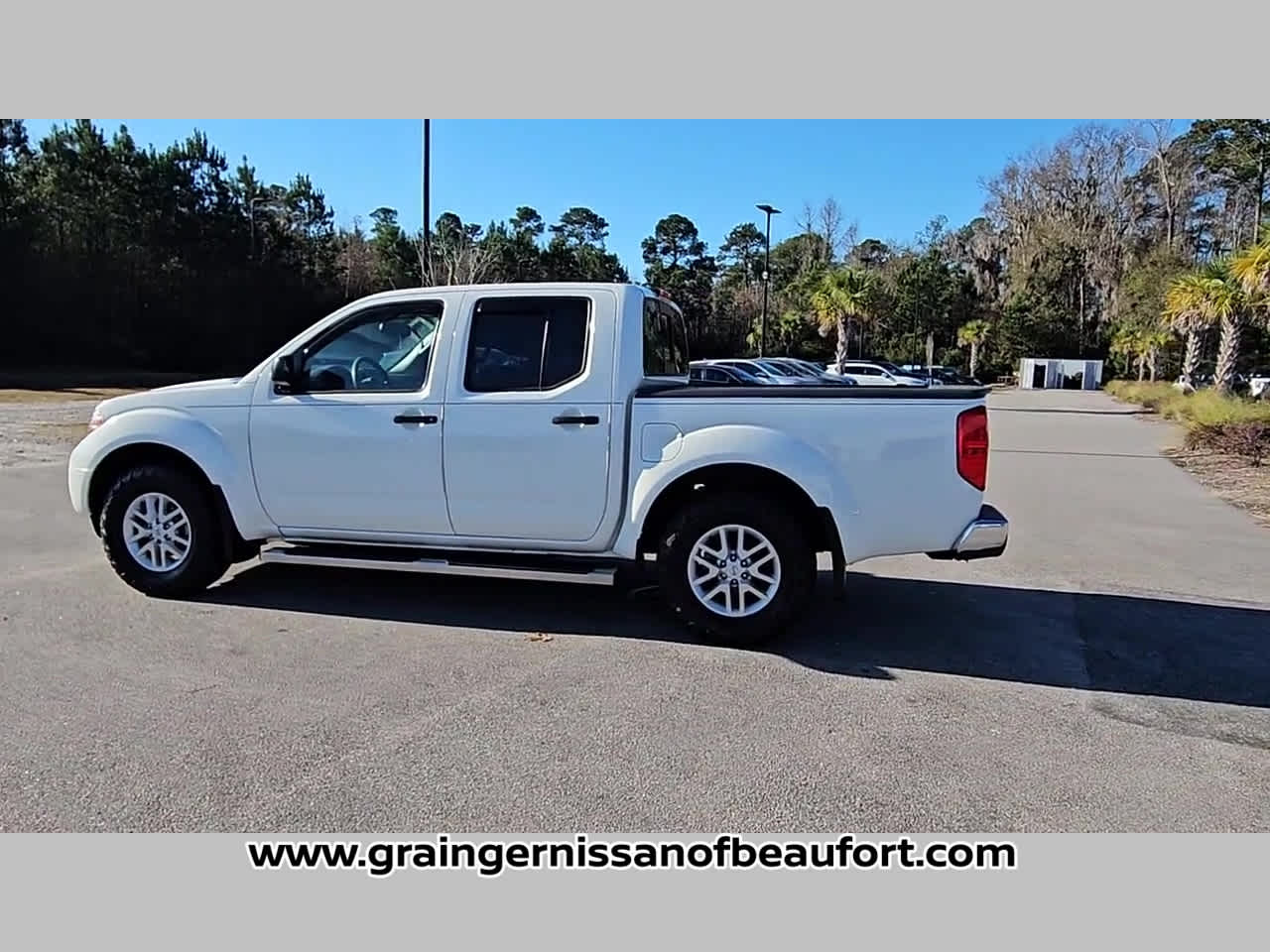 2020 Nissan Frontier SV