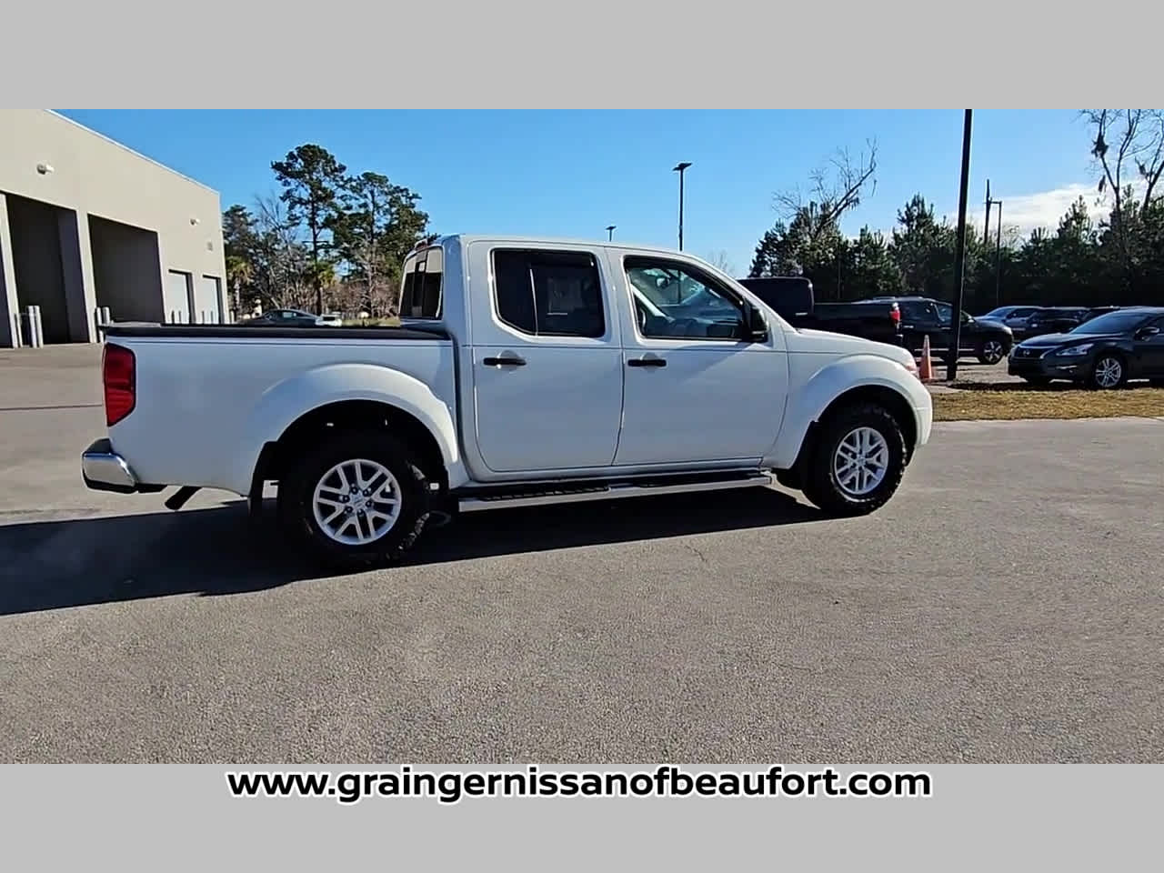 2020 Nissan Frontier SV