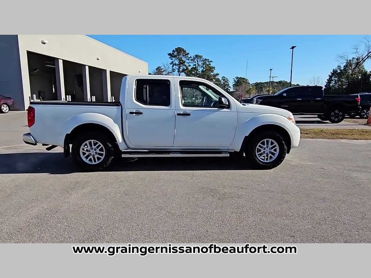 2020 Nissan Frontier SV