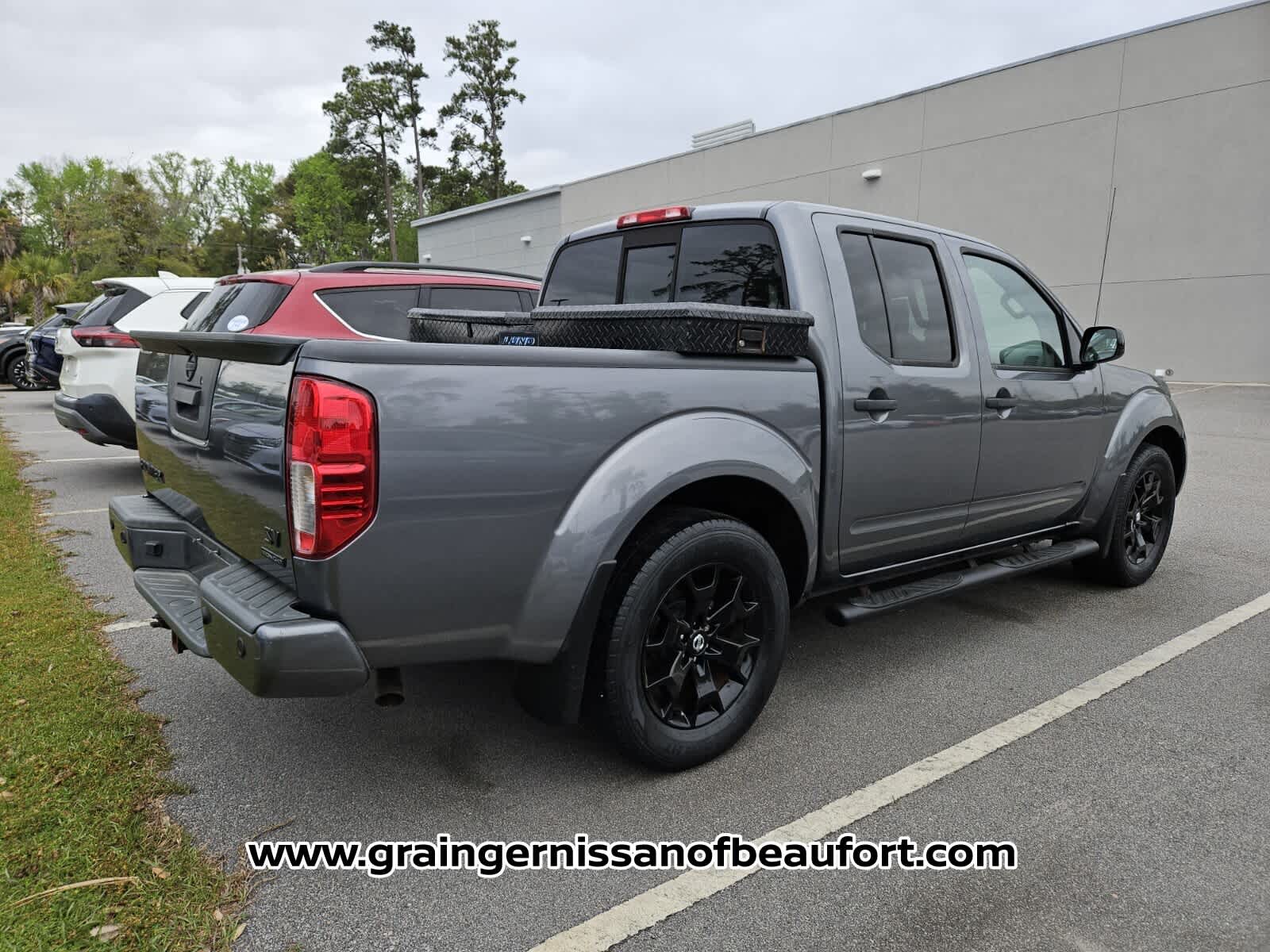 2020 Nissan Frontier SV