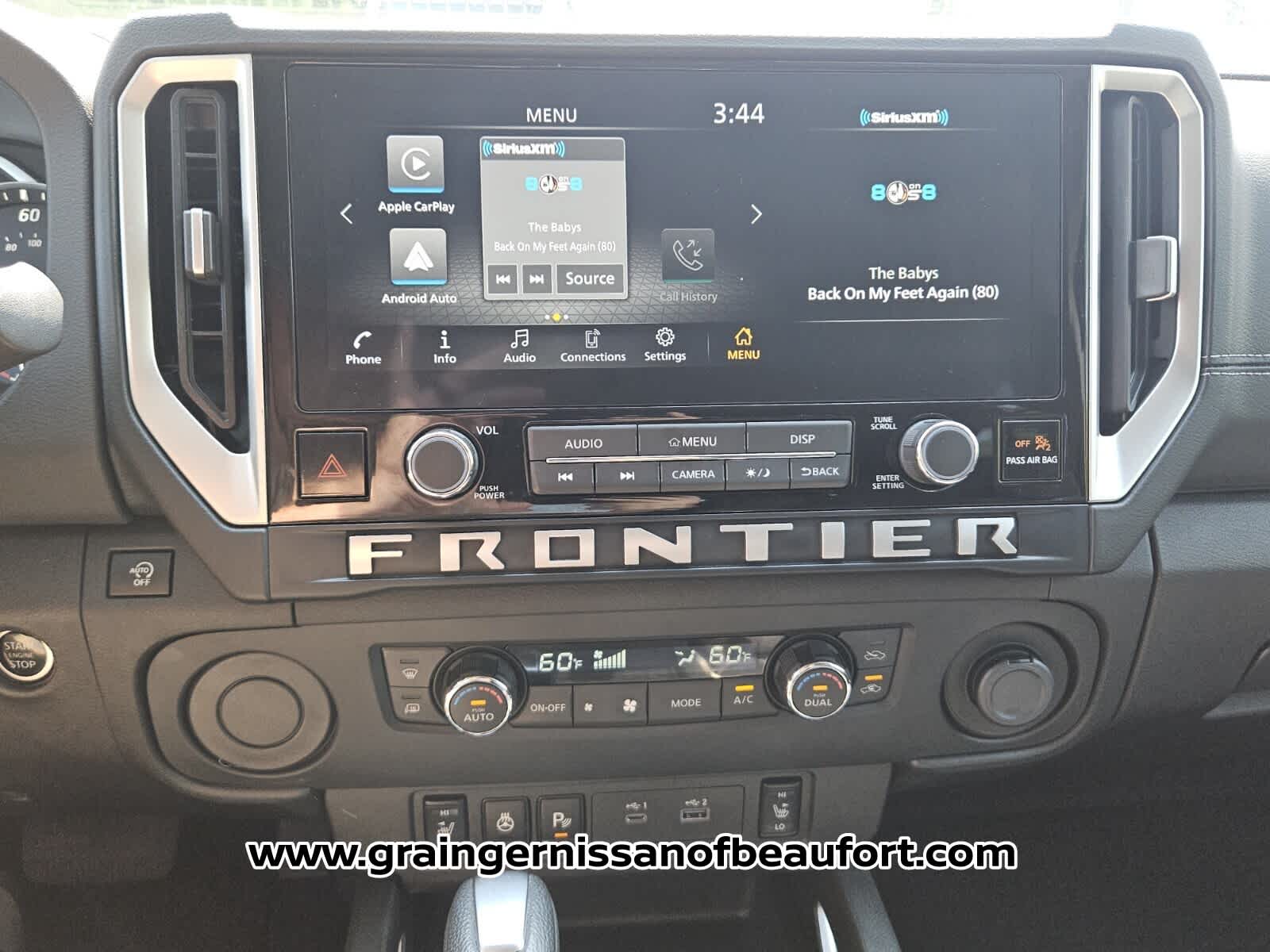 2025 Nissan Frontier SV