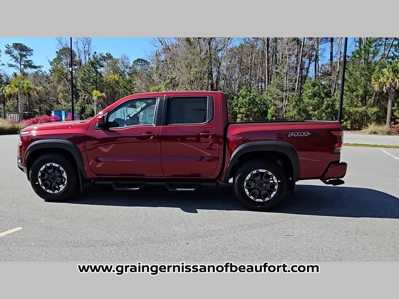 2025 Nissan Frontier PRO-X