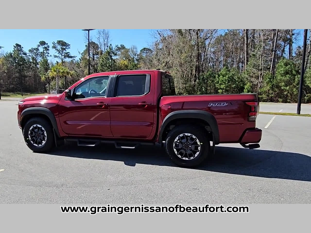 2025 Nissan Frontier PRO-X