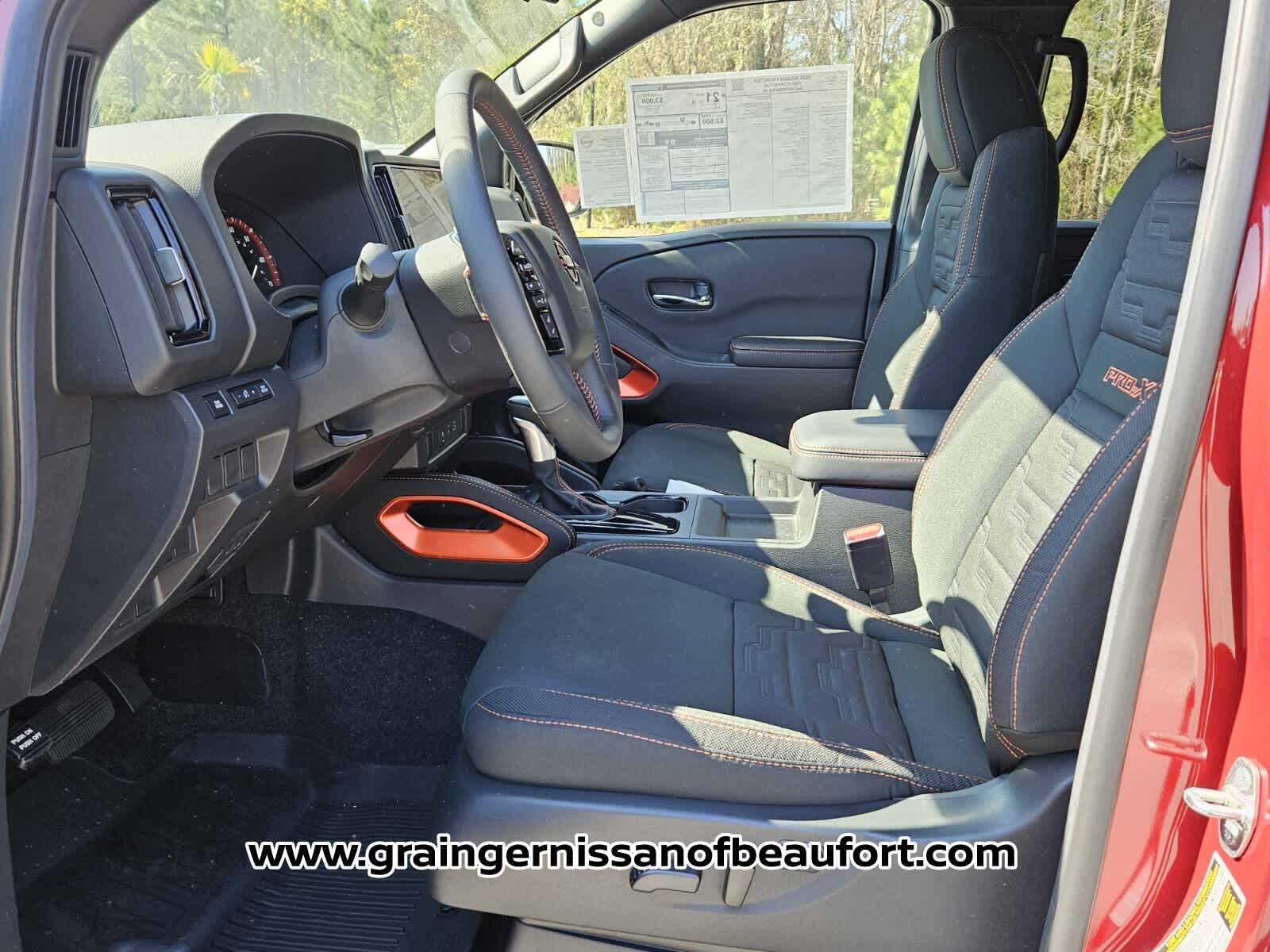 2025 Nissan Frontier PRO-X