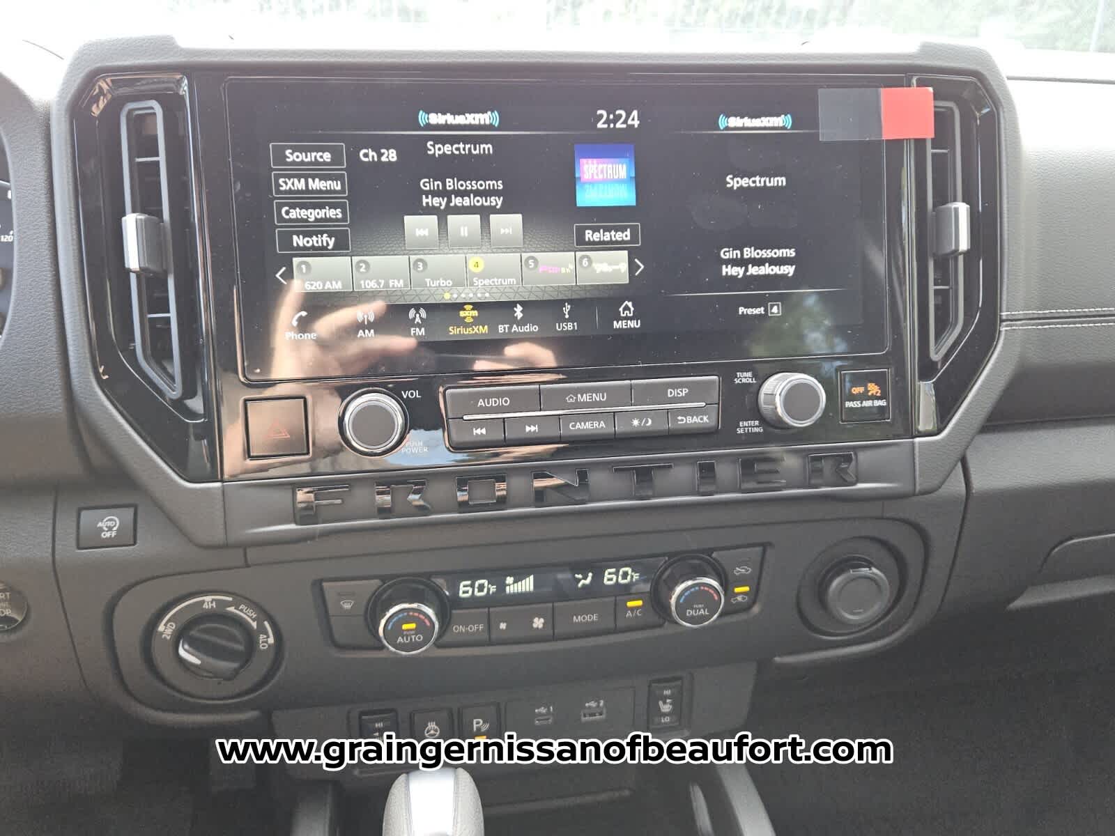 2027 Nissan Frontier SV