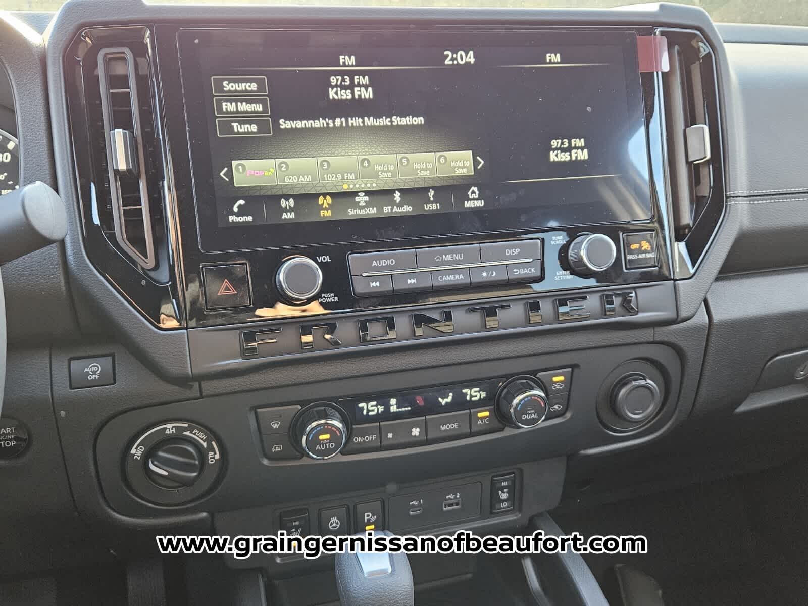 2026 Nissan Frontier SV