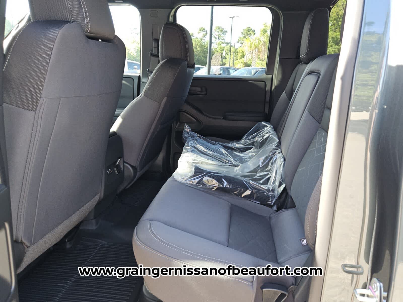 2027 Nissan Frontier SV