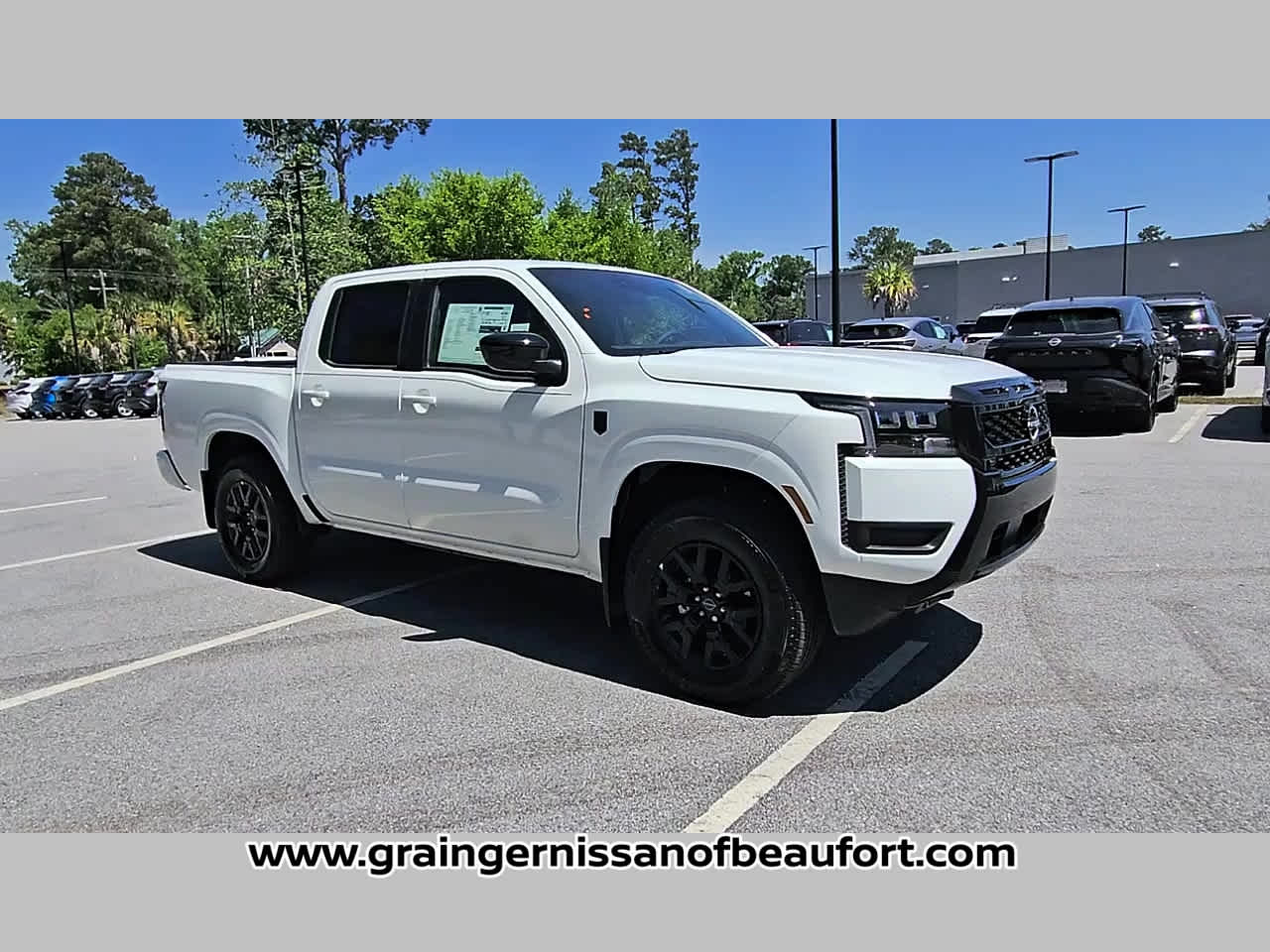 2026 Nissan Frontier SV