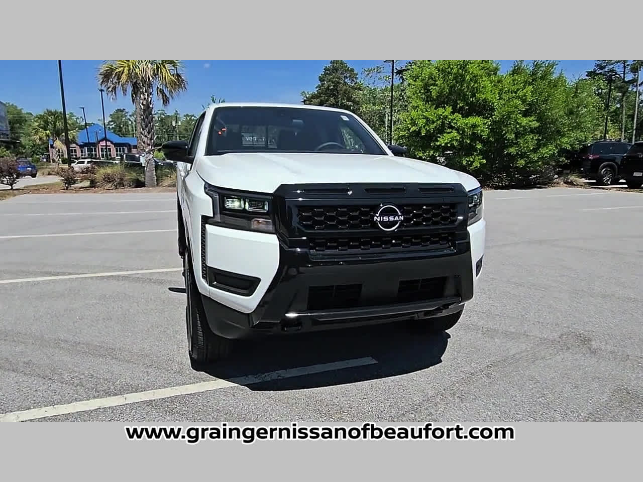 2026 Nissan Frontier SV