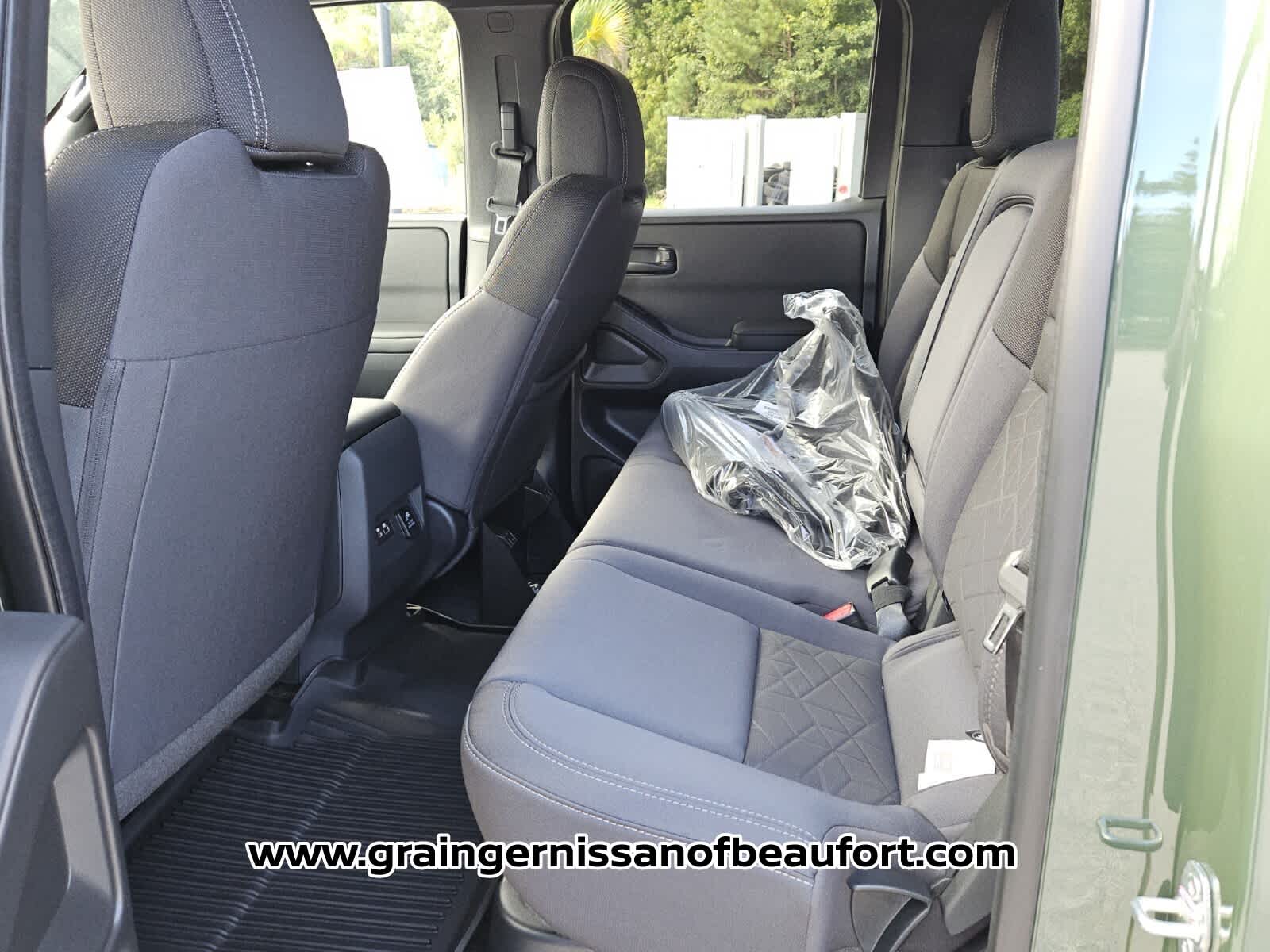 2027 Nissan Frontier SV
