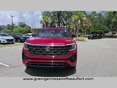 2025 Volkswagen Atlas Cross Sport 2.0T SEL R-Line Black
