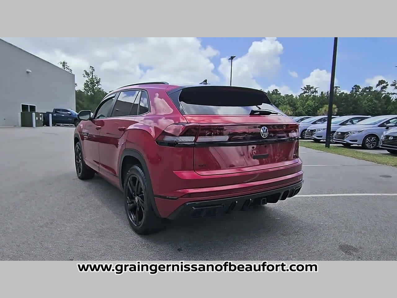 2025 Volkswagen Atlas Cross Sport 2.0T SEL R-Line Black