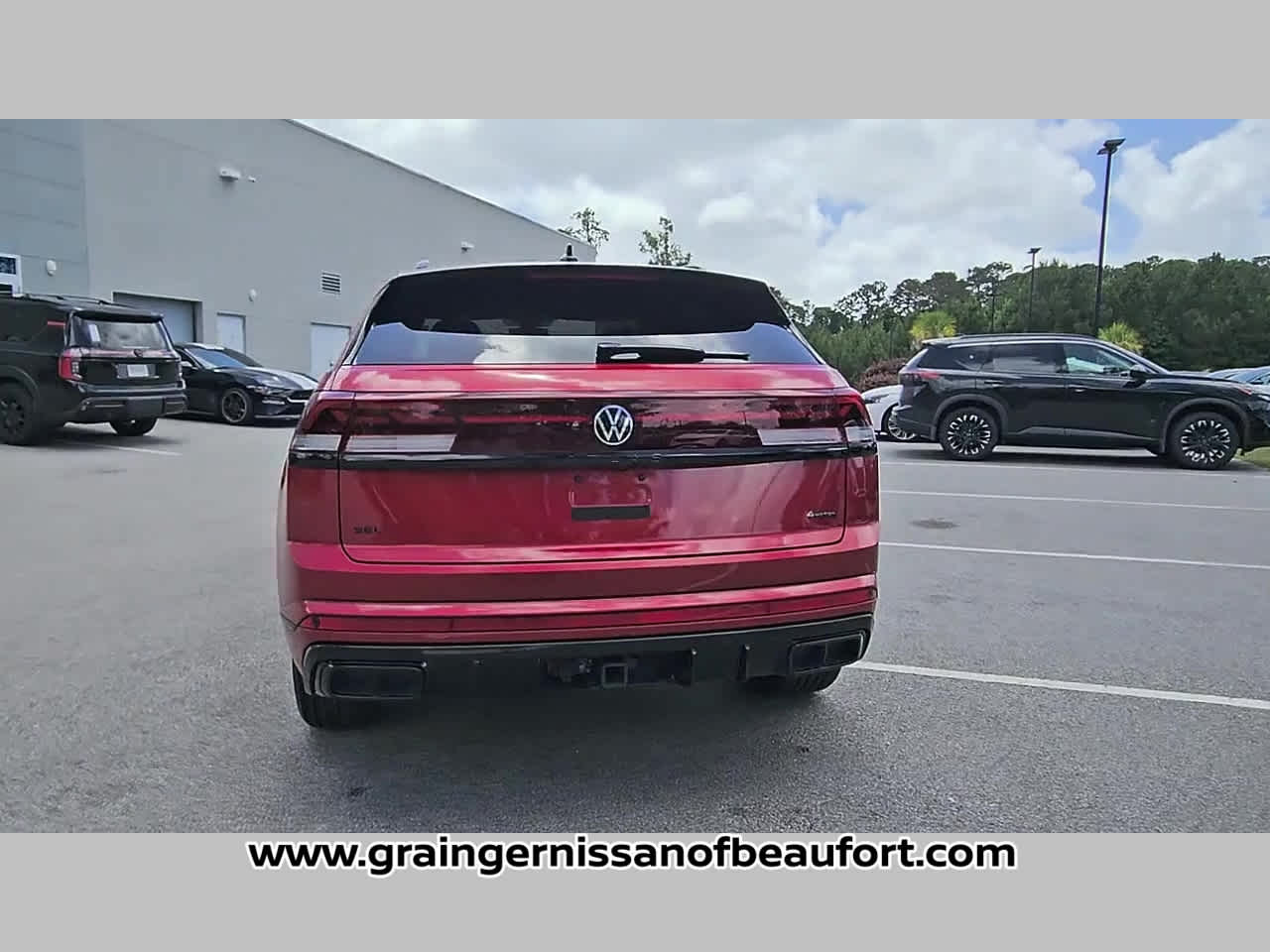 2025 Volkswagen Atlas Cross Sport 2.0T SEL R-Line Black