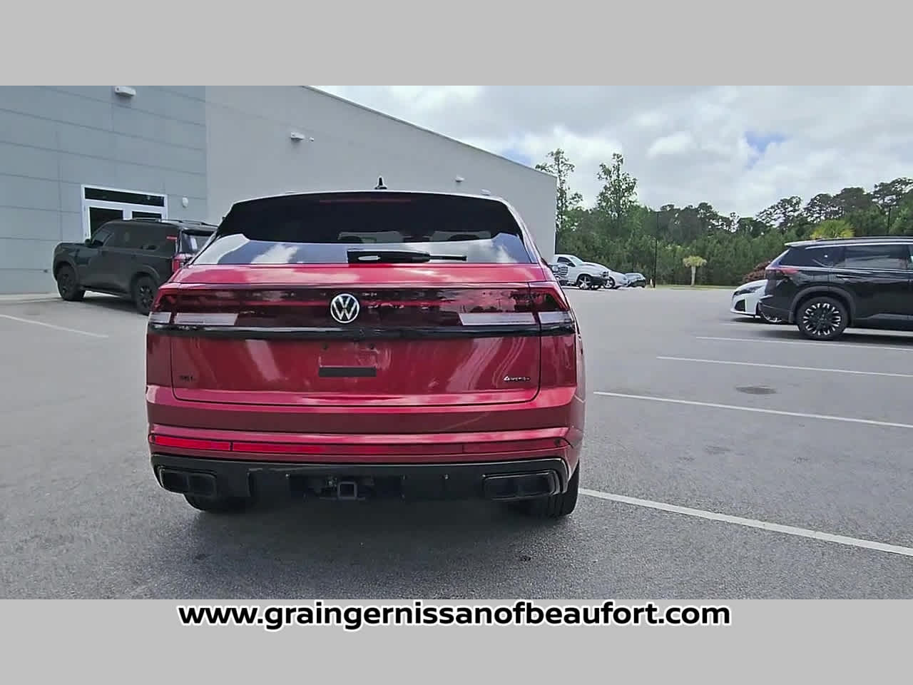2025 Volkswagen Atlas Cross Sport 2.0T SEL R-Line Black