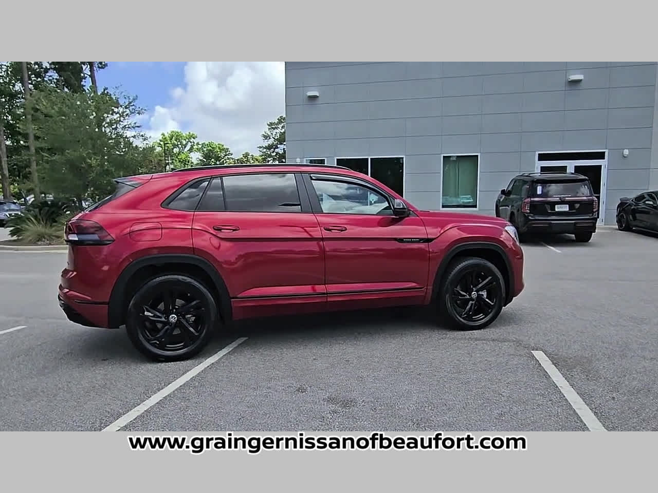 2025 Volkswagen Atlas Cross Sport 2.0T SEL R-Line Black