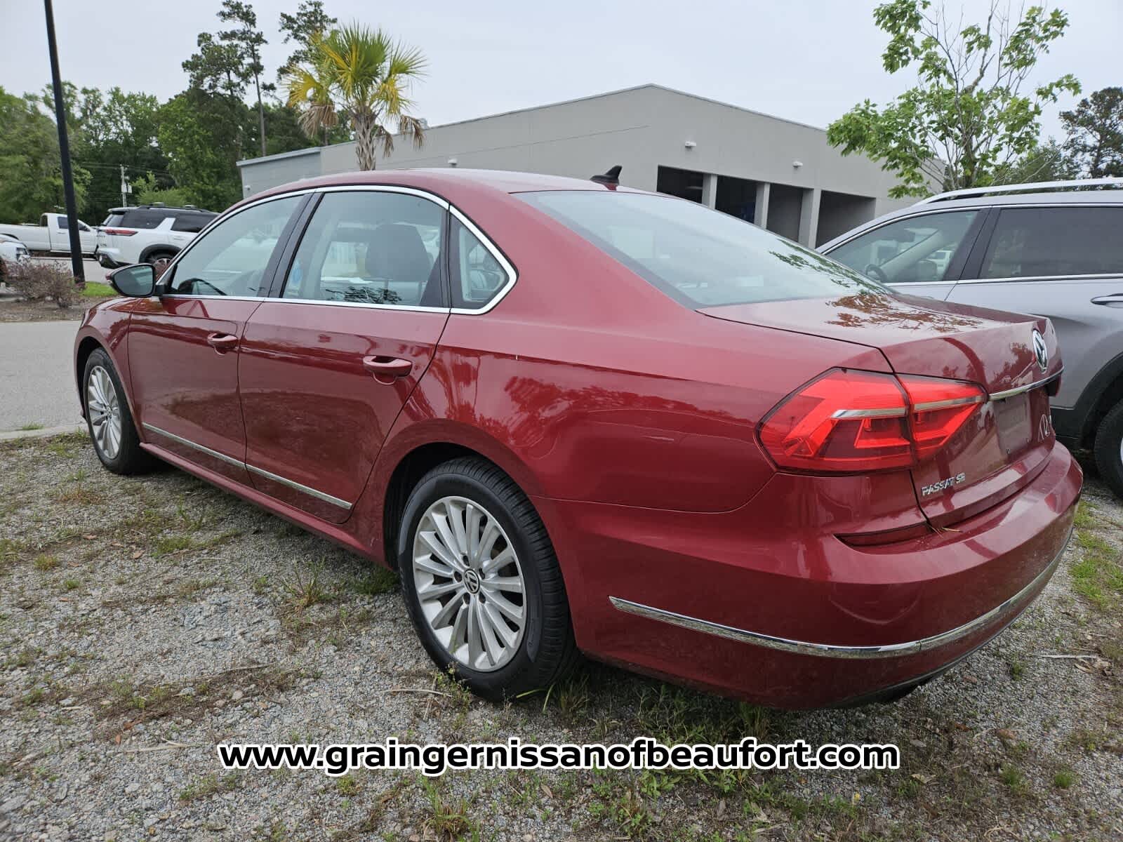 2016 Volkswagen Passat 1.8T SE