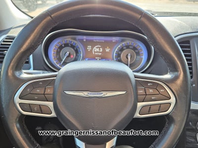 2019 Chrysler 300 Touring L