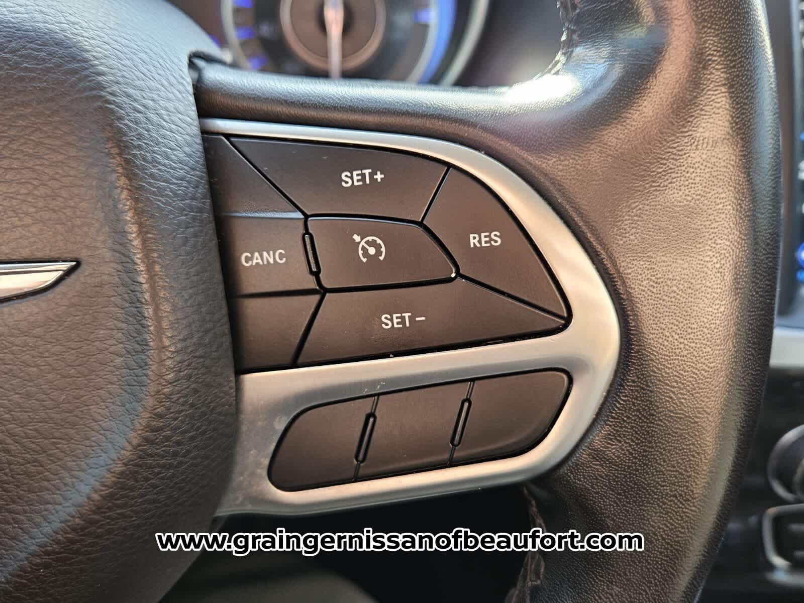 2019 Chrysler 300 Touring L