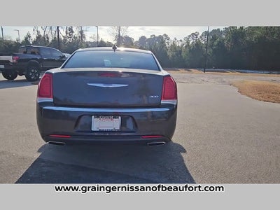 2019 Chrysler 300 Touring L