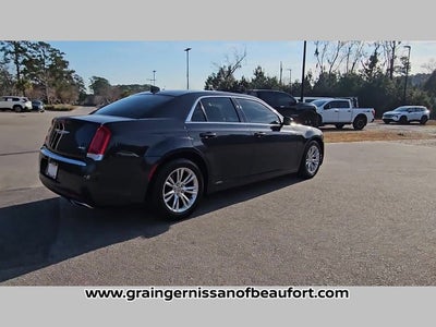 2019 Chrysler 300 Touring L