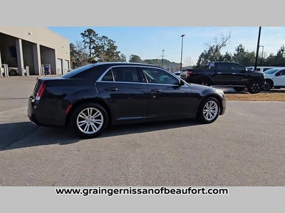 2019 Chrysler 300 Touring L