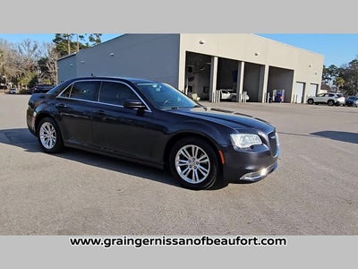 2019 Chrysler 300 Touring L