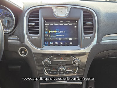 2019 Chrysler 300 Touring L