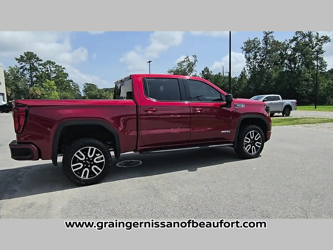 2025 GMC Sierra 1500 AT4