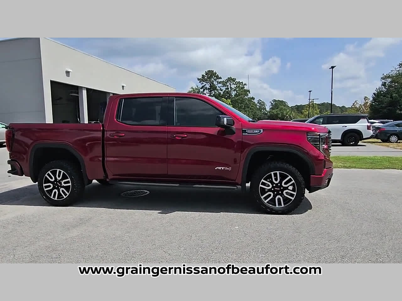 2025 GMC Sierra 1500 AT4